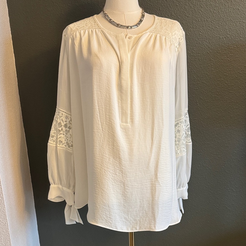 Vince Camuto sheer sleeve Elegant White Lace Women's Top